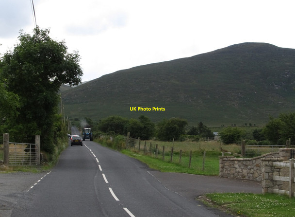 Photo 6"x4" The B27 ascending towards Spelga Pass Hilltown\/J2128 c2014