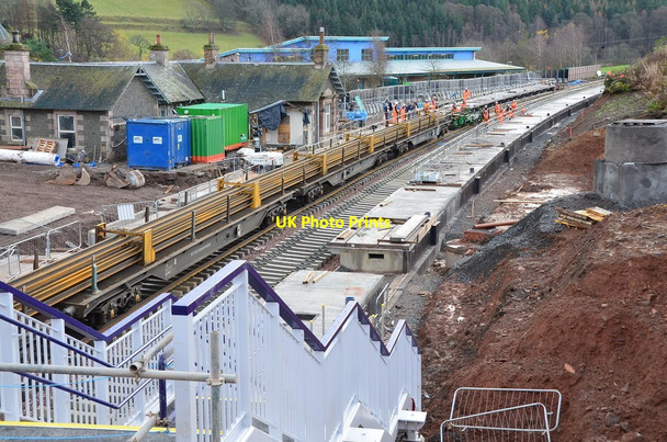 Photo 6"x4" The railway's back at Stow (2) Stagehall c2014