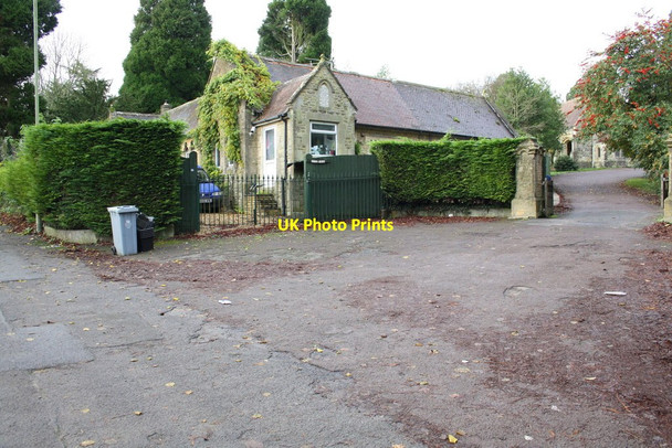 Photo 6"x4" Bliss Lodge at cemetery entrance, Worcester Road Chipping Norton c2014