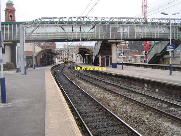Photo 6"x4" Manchester Oxford Road railway station Manchester c2011