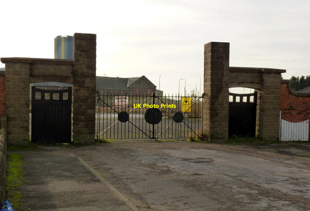 Photo 6"x4" Old colliery entrance gates, Colliery Road, Bircotes Bircotes c2014