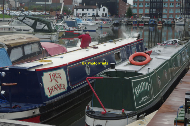 Photo 6"x4" Victoria Dock Gloucester c2014