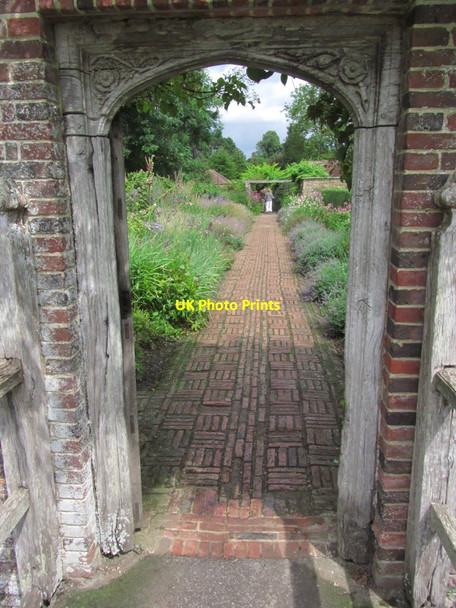 Photo 6"x4" Barrington Court NT near Ilminster - View through gate into gardens Barrington\/ST3818 c2014