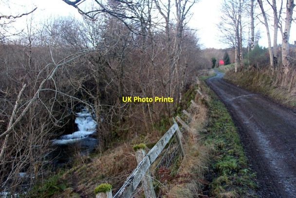 Photo 6"x4" Lawers Burn and the road to Machuim Lawers\/NN6739 c2014
