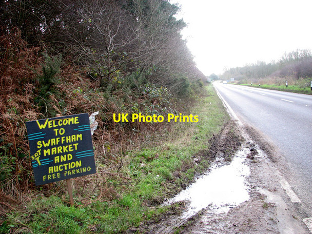 Photo 6"x4" The A1065 road approaching Swaffham Swaffham c2014