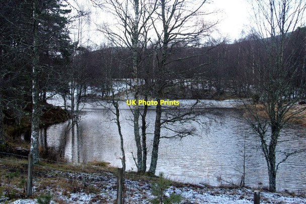 Photo 6"x4" Roadside Lochan Dalfaber c2014