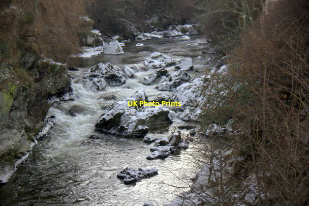 Photo 6"x4" Icy rocks in Clunie Water at Braemar Castleton\/NO1591 c2014