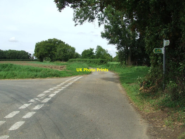 Photo 6"x4" Road Junction Statford St Andrew c2014