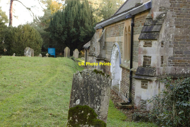 Photo 6"x4" Churchyard, Flitwick Parish Church Flitwick c2014