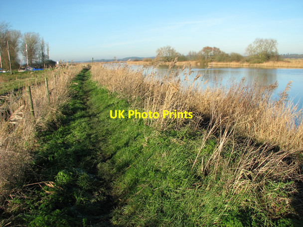 Photo 6"x4" The Wherryman's Way to Langley Dyke Langley Street c2015