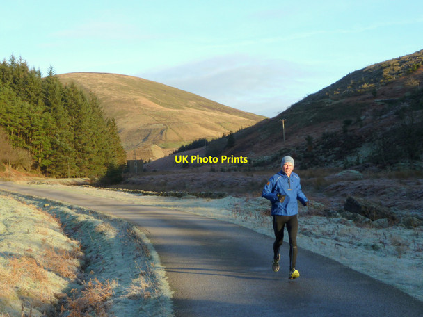 Photo 6"x4" Fell runner by River Dunsop Dunsop Bridge c2015