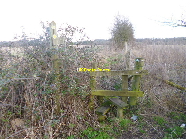 Photo 6"x4" Bickton, stile & signpost Fordingbridge c2015