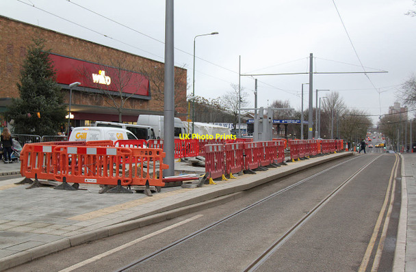 Photo 6"x4" Clifton Centre tram stop Clifton\/SK5434 c2015