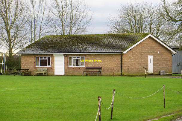 Photo 6"x4" The pavilion at Marsh Gibbon Recreation Ground Summerstown\/SP6522 c2015