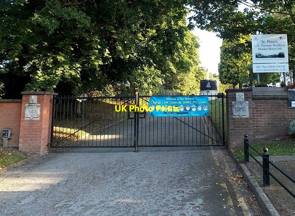 Photo 6"x4" School and pre-school entrance gates, Market Bosworth  Market Bosworth c2014