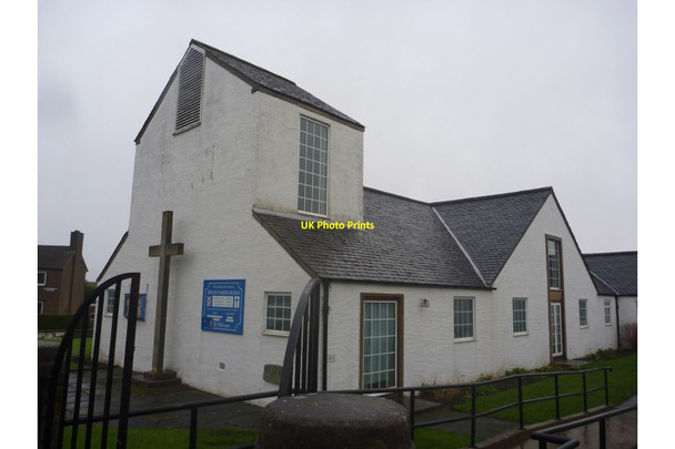Photo 6"x4" Edinburgh Architecture : Drylaw Parish Church - Tower And Nave Drylaw c2015