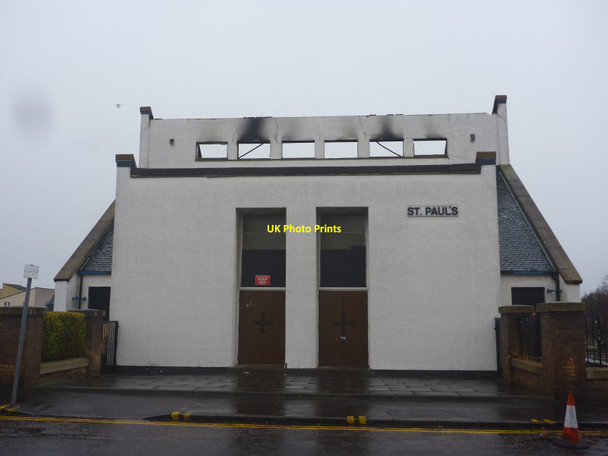 Photo 6"x4" Edinburgh Architecture : St Paul's RC Church, Muirhouse Avenue (Entrance Facade) Drylaw c2015