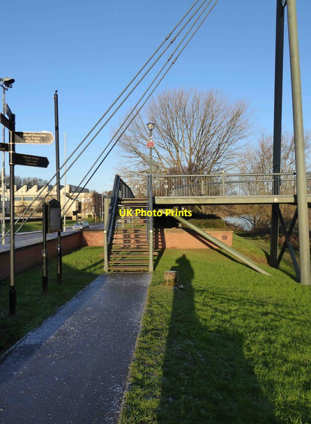 Photo 6"x4" Steps to Sabrina Bridge, Henwick, Worcester Worcester c2015