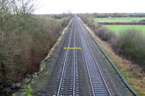 Photo 6"x4" The line to Bicester North Blackthorn c2015