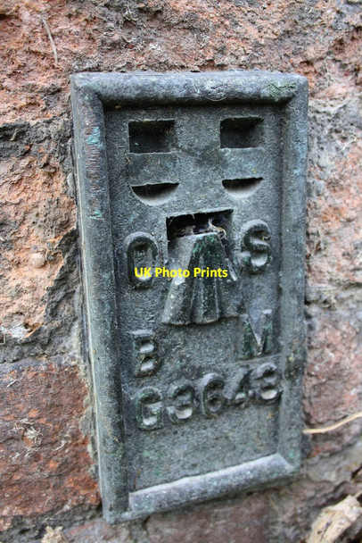 Photo 6"x4" Benchmark on The Railway Inn Appleford c2015