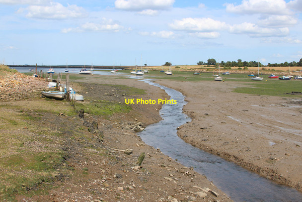 Photo 6"x4" River Medway at Lower Halstow Lower Halstow c2014