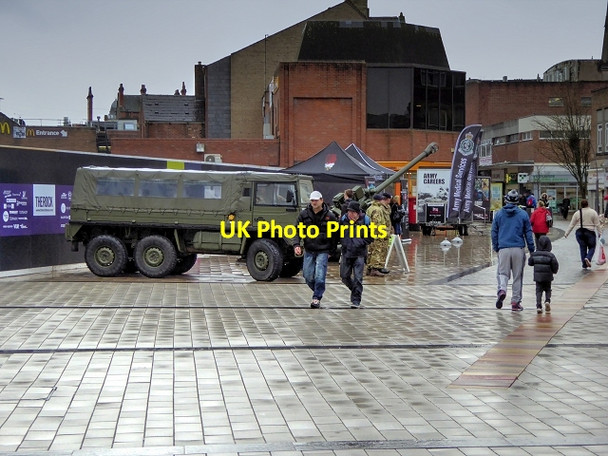 Photo 6"x4" Fusiliers on the Rock Bury\/SD8010 c2015