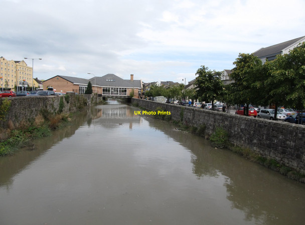 Photo 6"x4" View upstream along the Clanrye River from the car park footbridge Newry c2014