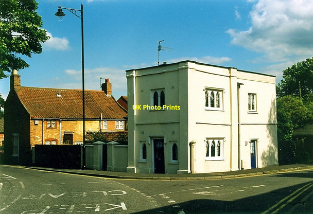 Photo 6"x4" The Red Hall gatehouse at Bourne, Lincolnshire Bourne\/TF0920 c2000