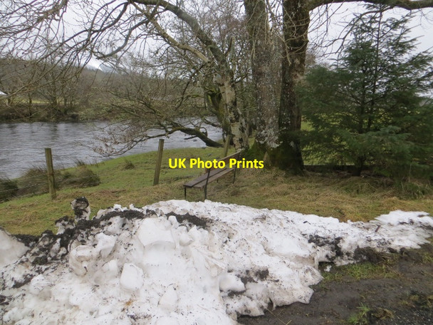 Photo 6"x4" Seat beside the Dochart Monemore c2015