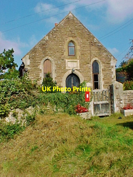 Photo 6"x4" Methodist Chapel on Bromyard Downs Bromyard Downs c2003