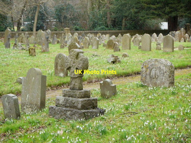 Photo 6"x4" Birlingham churchyard Birlingham c2015