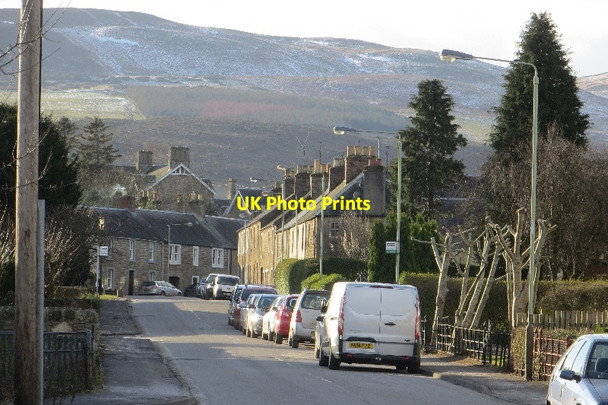 Photo 6"x4" Perth Road, Dunning Dunning c2015