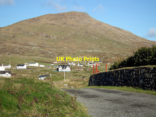 Photo 6"x4" A view towards Sheabhal from Leadaig Leadaig c2014