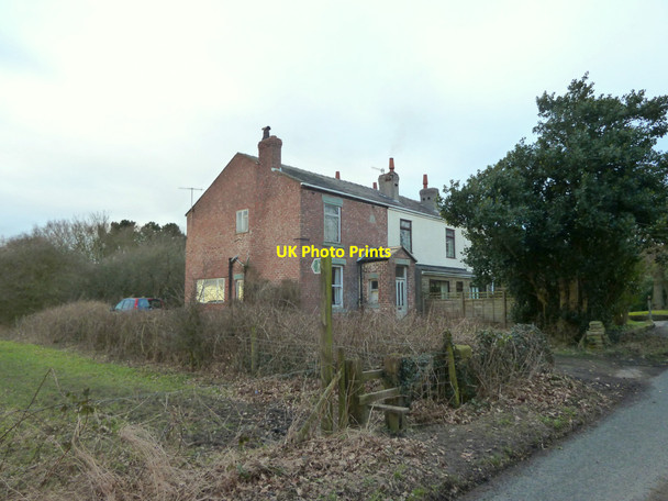 Photo 6"x4" Footpath to Hawett Hill Delf from Stony Lane. Parbold Parbold c2015