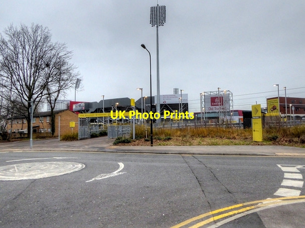 Photo 6"x4" Entrance to Old Trafford Metrolink Station Stretford\/SJ7994 c2015