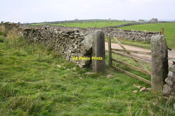 Photo 6"x4" Gateway to field from High Lane West Witton c2014