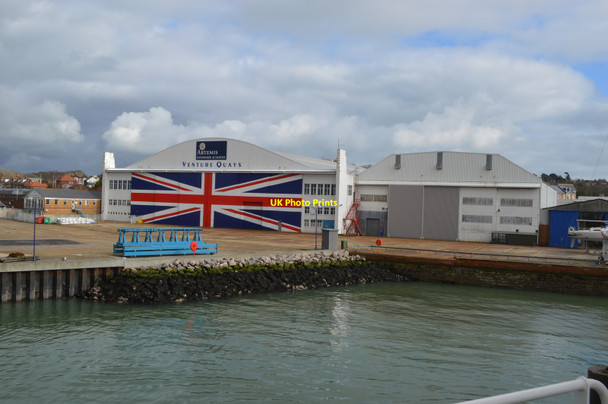 Photo 6"x4" Venture Quays Cowes c2015