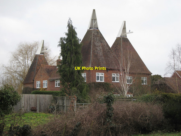 Photo 6"x4" Jarmons Oast House, Jarmons Lane, Collier Street Benover c2015