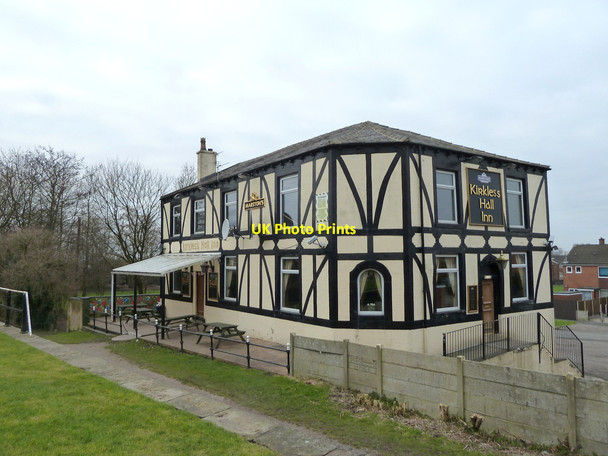 Photo 6"x4" Kirkless Hall Inn Wigan c2015