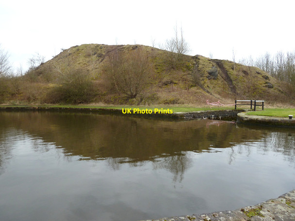 Photo 6"x4" Slag heap east of Leeds Liverpool canal near Top Lock, Wigan Wigan c2015