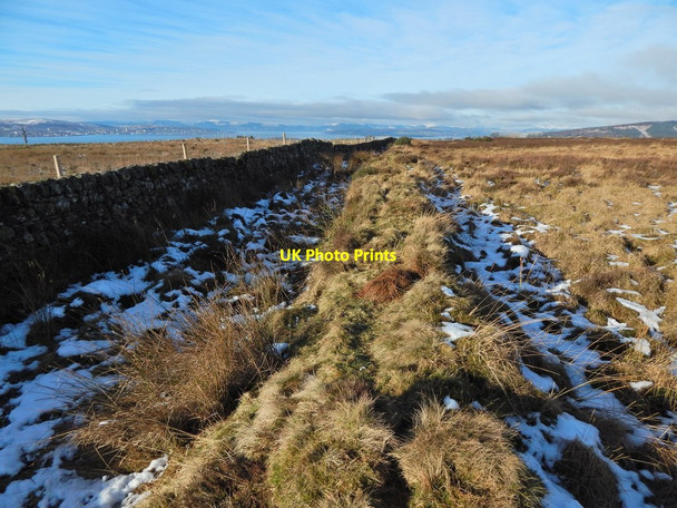 Photo 6"x4" Old field dyke Ardoch\/NS3676 c2015