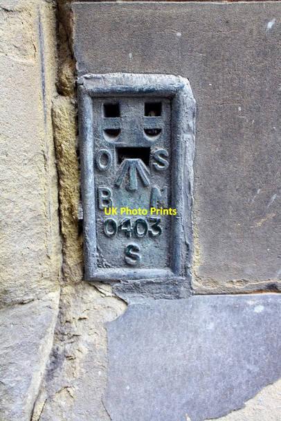 Photo 6"x4" Benchmark on the Town Hall Manchester c2014