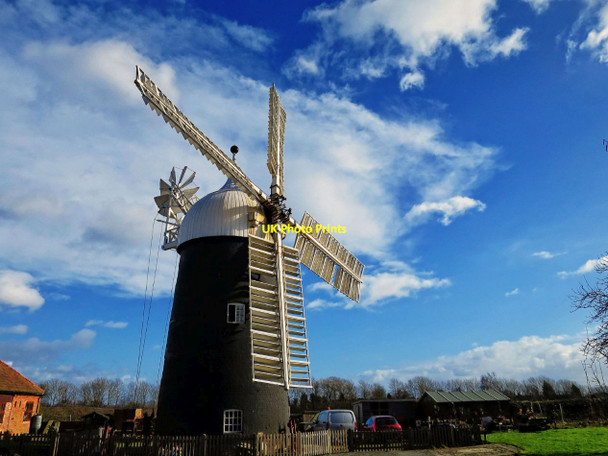 Photo 6"x4" Stopping the windmill Tuxford c2015