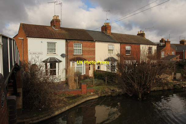 Photo 6"x4" Willowbank Terrace Aylesbury c2015