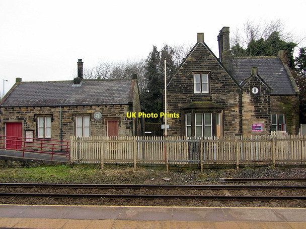Photo 6"x4" Haltwhistle Railway Station Haltwhistle c2015