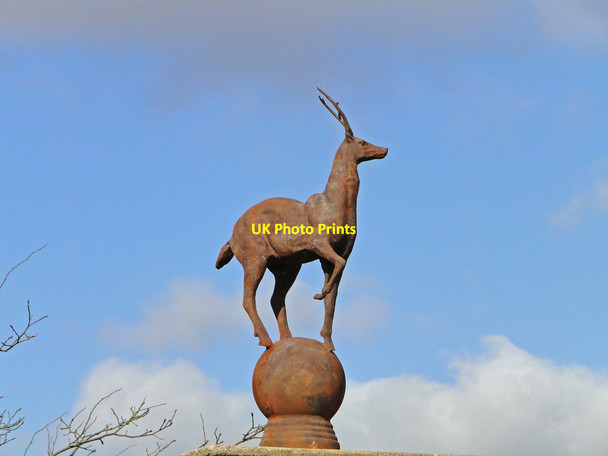 Photo 6"x4" Figure of a stag surmounting the gatepost of Little Hautbois Hall Little Hautbois c2015