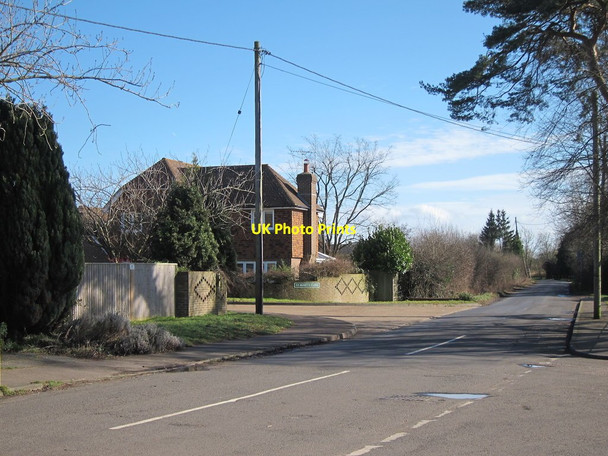 Photo 6"x4" Claygate Road Laddingford c2015