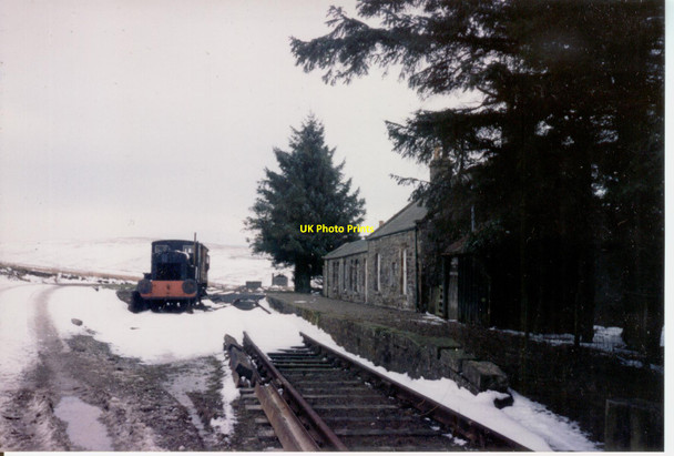 Photo 6"x4" Saughtree Station Saughtree c1996