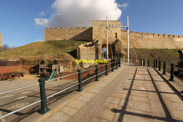 Photo 6"x4" Castle west gate Lincoln c2015