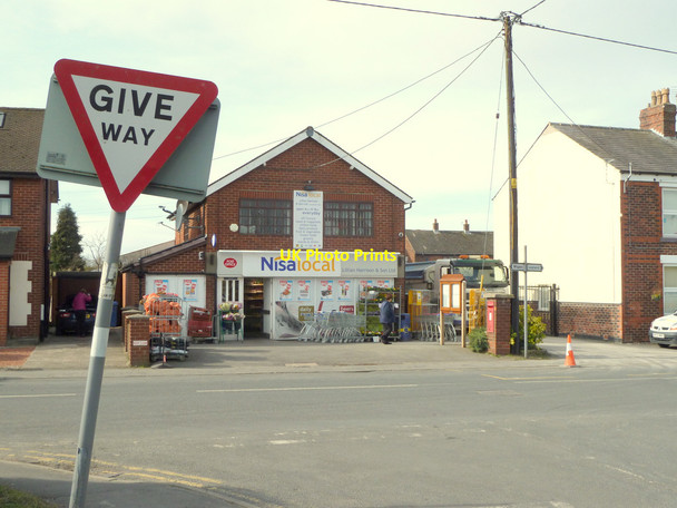 Photo 6"x4" Junction of Withington Lane and Wood Lane, Heskin Heskin Green c2015